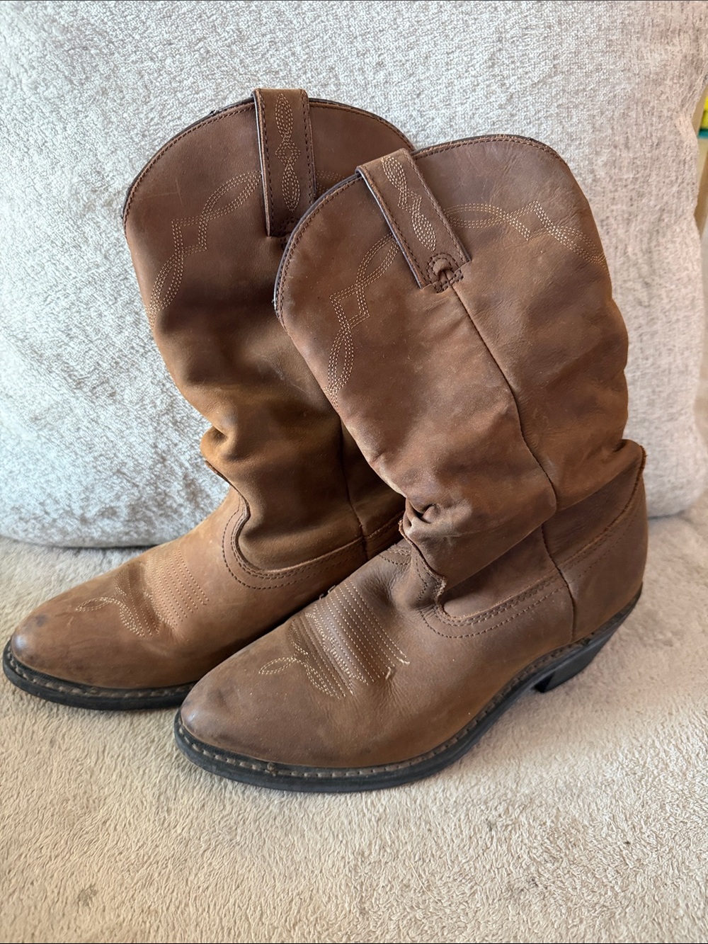 Shyanne Shy Slouch Western Cowboy Boots size 6.5